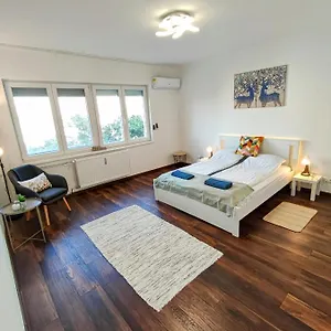 Apartman Flair