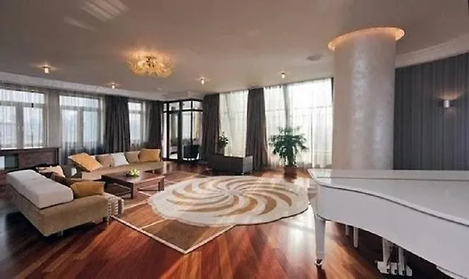Gold Rixos Budapest
